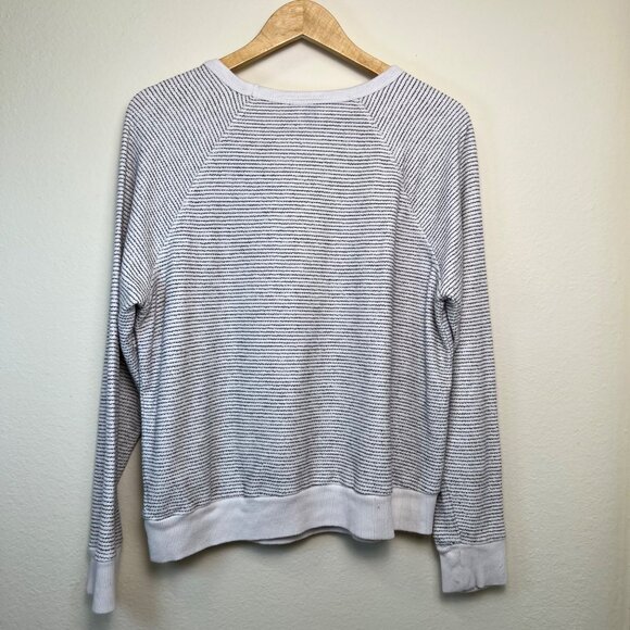 Universal Thread Cream and Grey Striped Long Sleeve Knit Sweatshirt Size Small - Picture 8 of 8